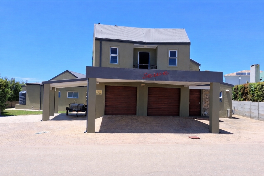 6 Bedroom Property for Sale in Stilbaai Wes Western Cape